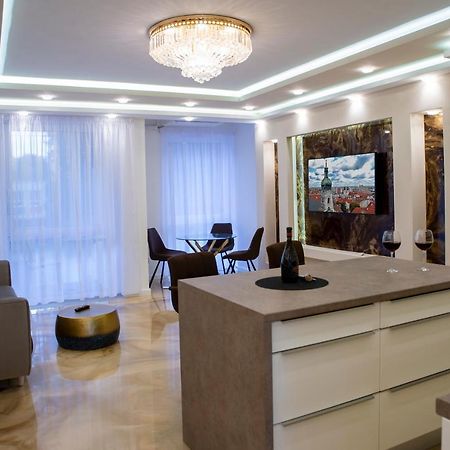 Dream Apartman 2 With Free Parking Gyor Ngoại thất bức ảnh